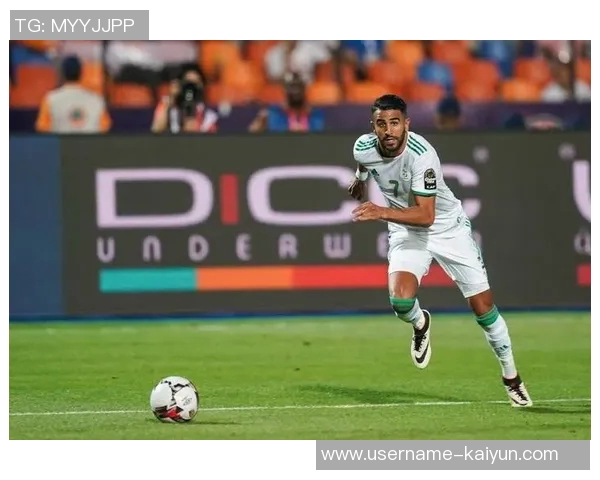 阿尔及利亚国家队公布新名单马赫雷斯本塞拜尼领衔齐达内之子卢卡入选