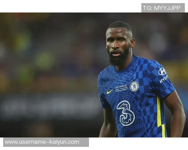 卢伟强调核心后卫需具备更强心理素质与稳定处理球能力 卢伟强调核心后卫需具备更强心理素质与稳定处理球能力