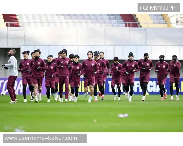 海港队抵达泰国备战亚冠李帅刘若钒加布里埃尔因伤缺阵