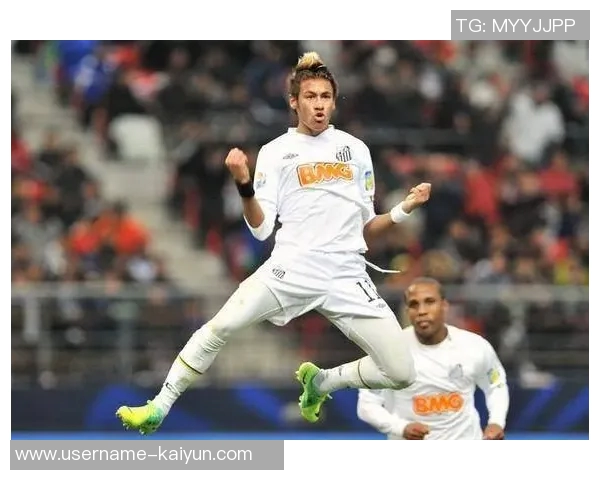 内马尔紧闭双眼深情拥抱罗尔海瑟庆祝绝杀成功逃离降级区