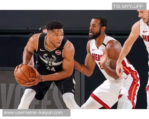 字母哥的影响力助力雄鹿连签兄弟球队阵容更强大