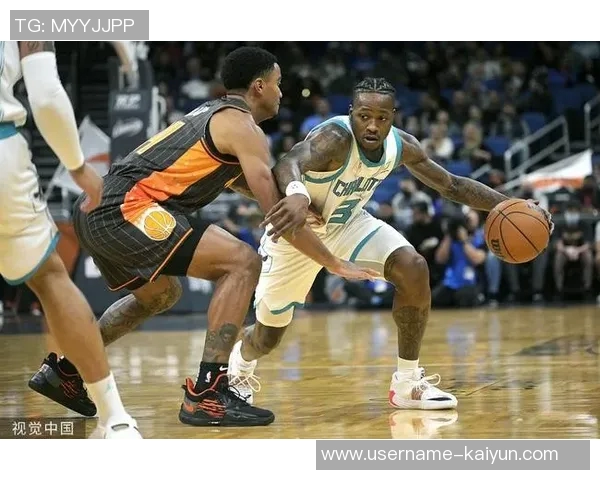 罗林斯疯狂表现全场最高24投11中斩获26分7篮板5助攻1抢断助力球队胜利